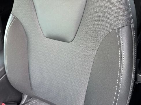 Used 2023 Buick Encore GX Preferred w/ Cold Weather Comfort Package AWD/4WD image 13