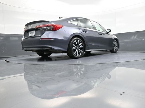 Used 2023 Honda Civic EX image 30