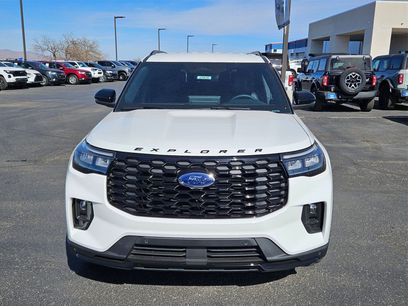 New 2025 Ford Explorer ST-Line w/ Premium Package