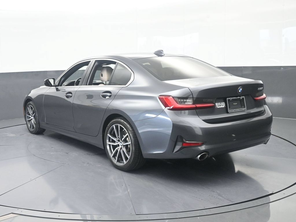 Used 2020 BMW 330i Sedan w/ Convenience Package RWD image 4