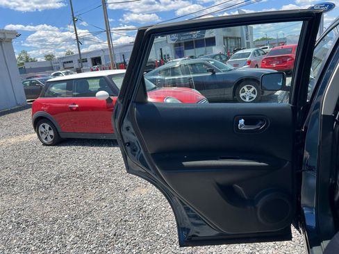 Used 2015 Nissan Rogue S w/ Convenience Package AWD/4WD image 15