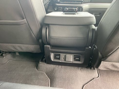 Used 2025 GMC Sierra 1500 SLT AWD/4WD image 23