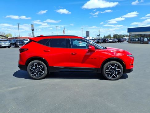 Used 2023 Chevrolet Blazer RS w/ Enhanced Convenience Package AWD/4WD image 7