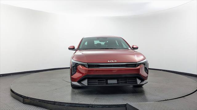Used 2025 Kia K4 FWD image 12