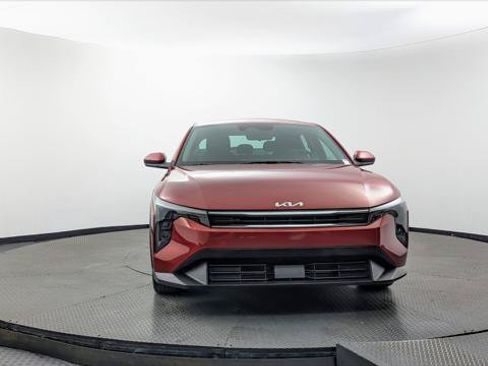 Used 2025 Kia K4 FWD image 12