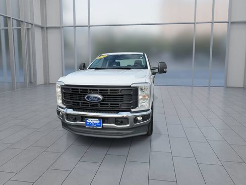 Used 2025 Ford F350 XL w/ XL Chrome Package AWD/4WD image 3
