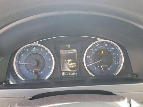 Used 2017 Toyota Camry LE image 24