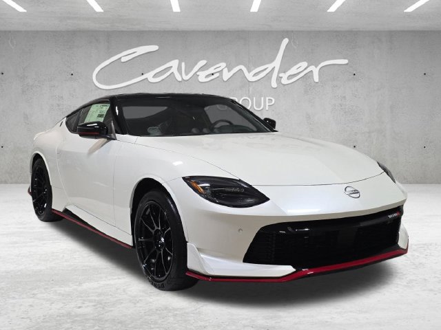 New 2026 Nissan Z Performance w/ Floor Mat Package RWD image 2