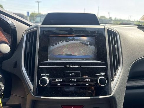 Used 2020 Subaru Crosstrek 2.0i AWD/4WD image 19