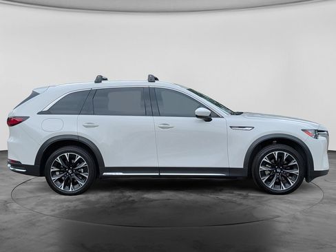 Used 2024 MAZDA CX-90 Plug-In Hybrid w/ Premium Plus AWD/4WD image 8