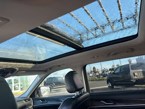 Used 2021 Jeep Grand Cherokee L Limited image 20