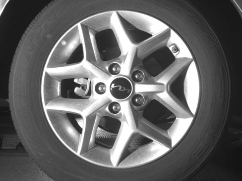 Used 2025 Kia Soul LX w/ LX Technology Package FWD image 15