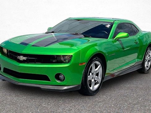 Used 2010 Chevrolet Camaro LT w/ LPO, Ground Effects Package RWD image 4