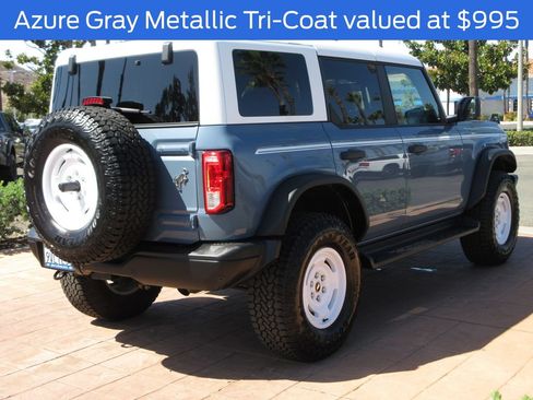 Certified 2025 Ford Bronco Heritage Edition AWD/4WD image 4