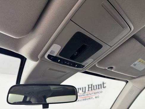 Used 2025 Honda CR-V EX image 23