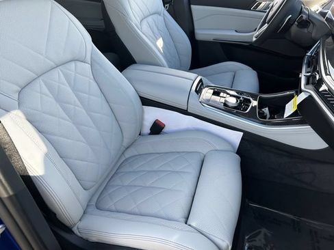 Used 2026 BMW X5 M60i AWD/4WD image 11