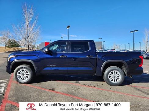 Used 2022 Toyota Tundra SR5 w/ SR5 Convenience Package image 2