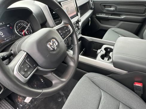New 2026 RAM 1500 Express AWD/4WD image 9