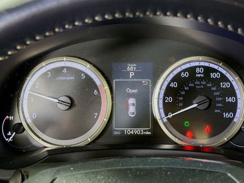 Used 2016 Lexus RC 200t w/ Premium Package image 13