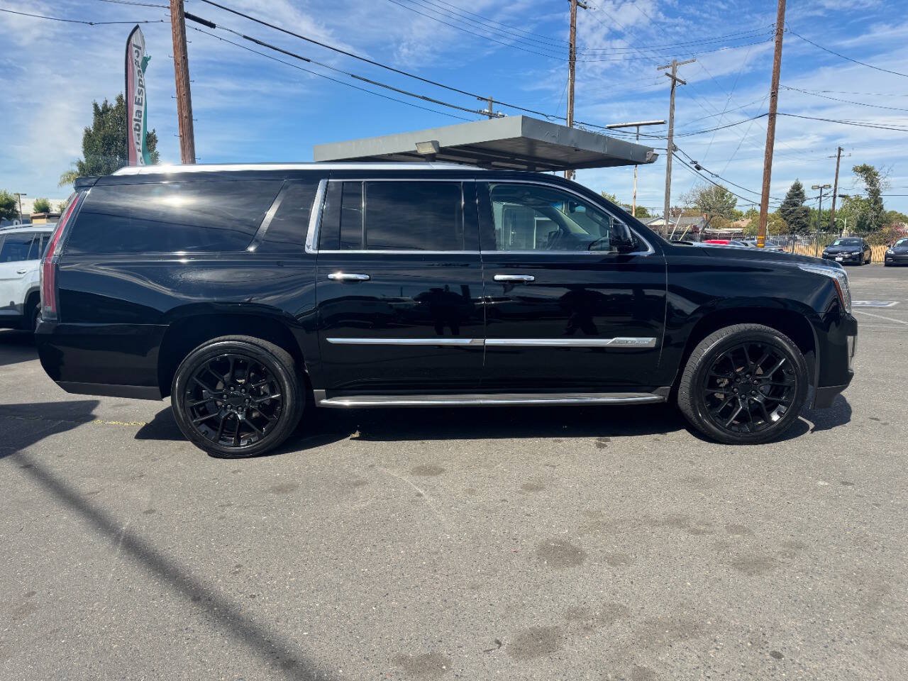 Used 2015 Cadillac Escalade ESV Luxury AWD/4WD image 8
