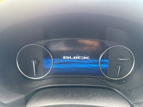 Used 2022 Buick Enclave Avenir w/ Avenir Technology Package image 22