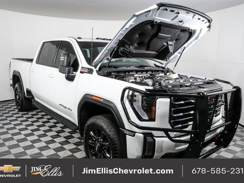 Used 2024 GMC Sierra 2500 AT4 w/ Technology Package image 29