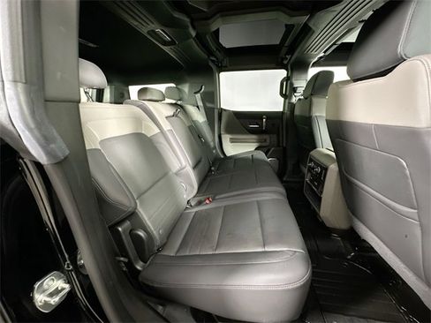 Used 2024 GMC Hummer EV 2X w/ Extreme Off-Road Package image 30