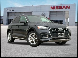 Used 2023 Audi Q5 2.0T Premium w/ Convenience Package AWD/4WD video 1