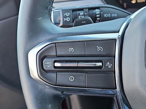 New 2026 GMC Acadia Elevation image 16