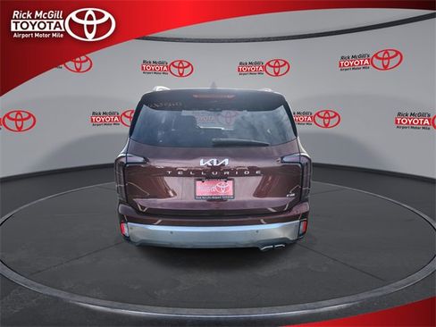 Used 2023 Kia Telluride EX X-Line image 7