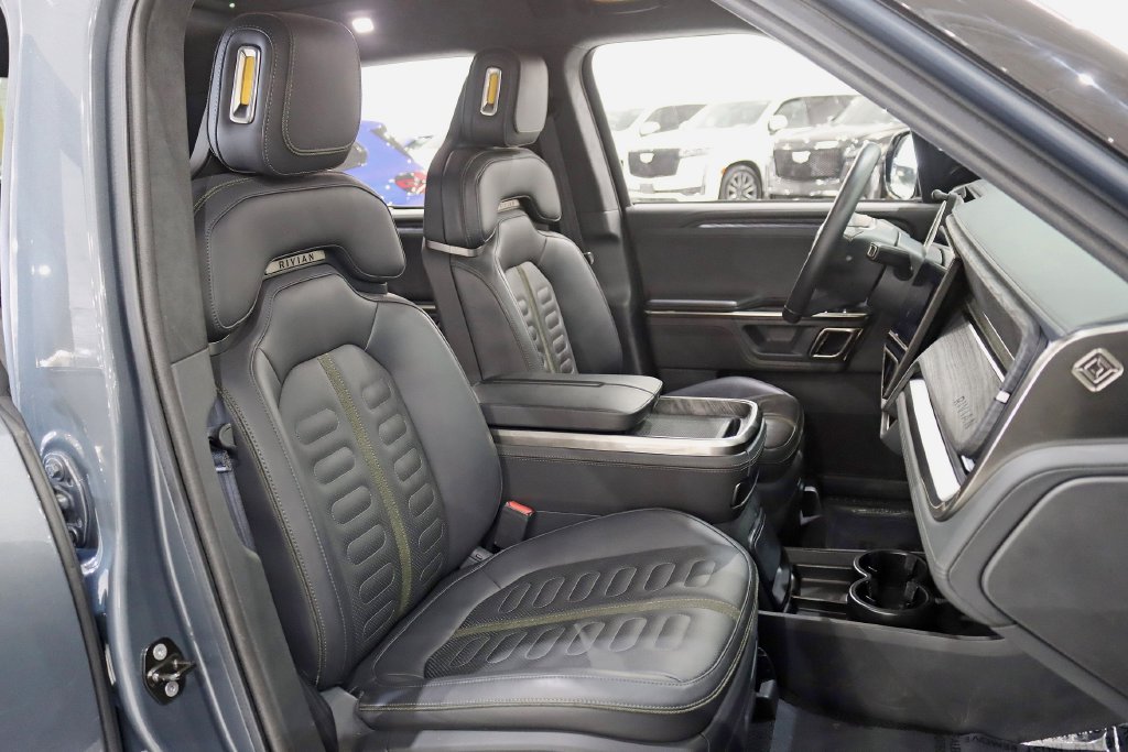 Used 2022 Rivian R1T Adventure AWD/4WD image 25