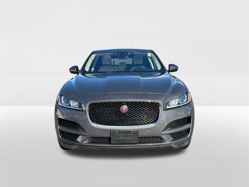 Used 2020 Jaguar F-PACE Prestige image 6