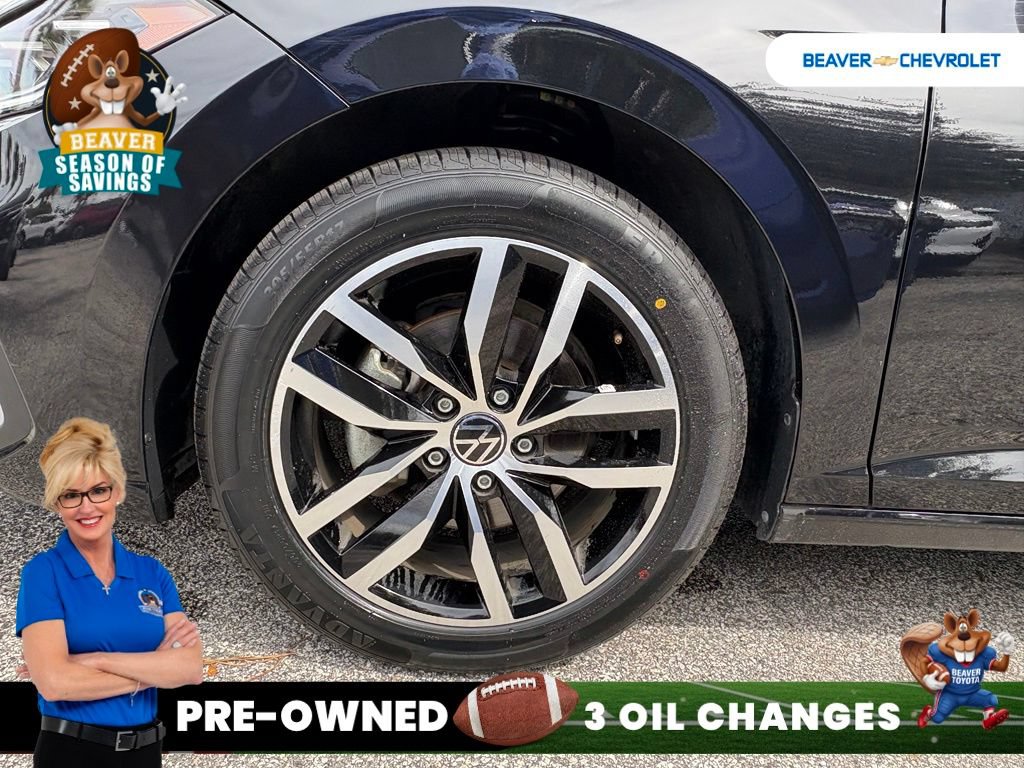 Used 2025 Volkswagen Jetta SE FWD image 10