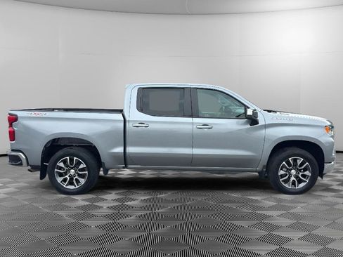 Used 2024 Chevrolet Silverado 1500 LT AWD/4WD image 6