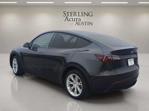 Used 2024 Tesla Model Y Long Range image 7