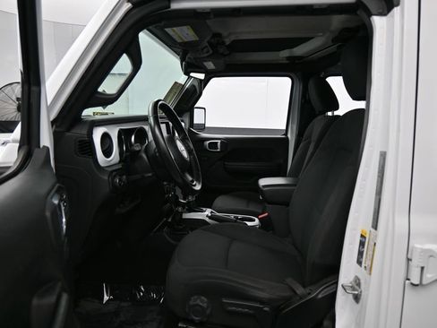 Used 2022 Jeep Wrangler Unlimited Sport AWD/4WD image 11
