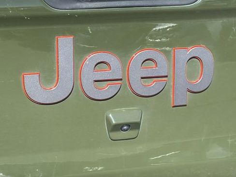 Used 2021 Jeep Gladiator Mojave image 28