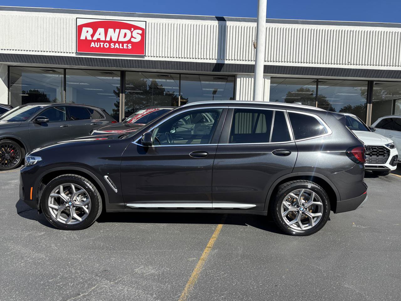 Used 2022 BMW X3 xDrive30i AWD/4WD image 11