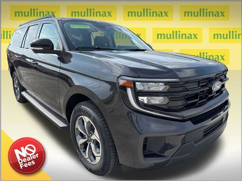 New 2027 Ford Expedition Max Active RWD image 1