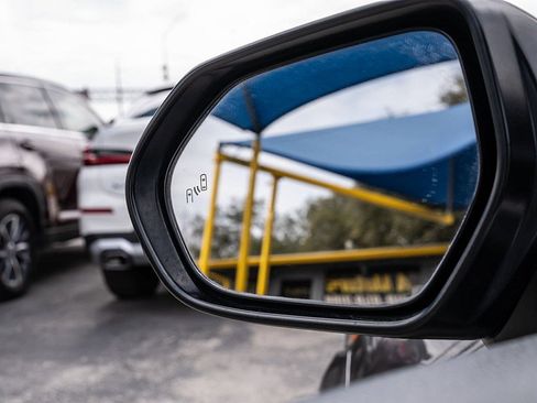 Used 2019 Toyota Camry SE w/ Convenience Package image 33