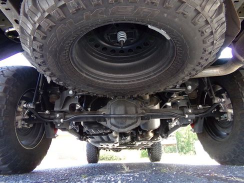 Used 2023 Jeep Gladiator Rubicon AWD/4WD image 22