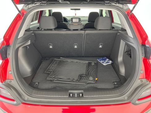 Used 2021 Hyundai Kona SEL w/ Winter Weather Package image 23