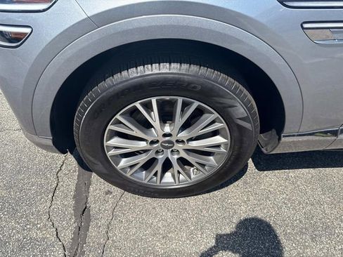 Used 2024 Genesis GV80 2.5T image 16