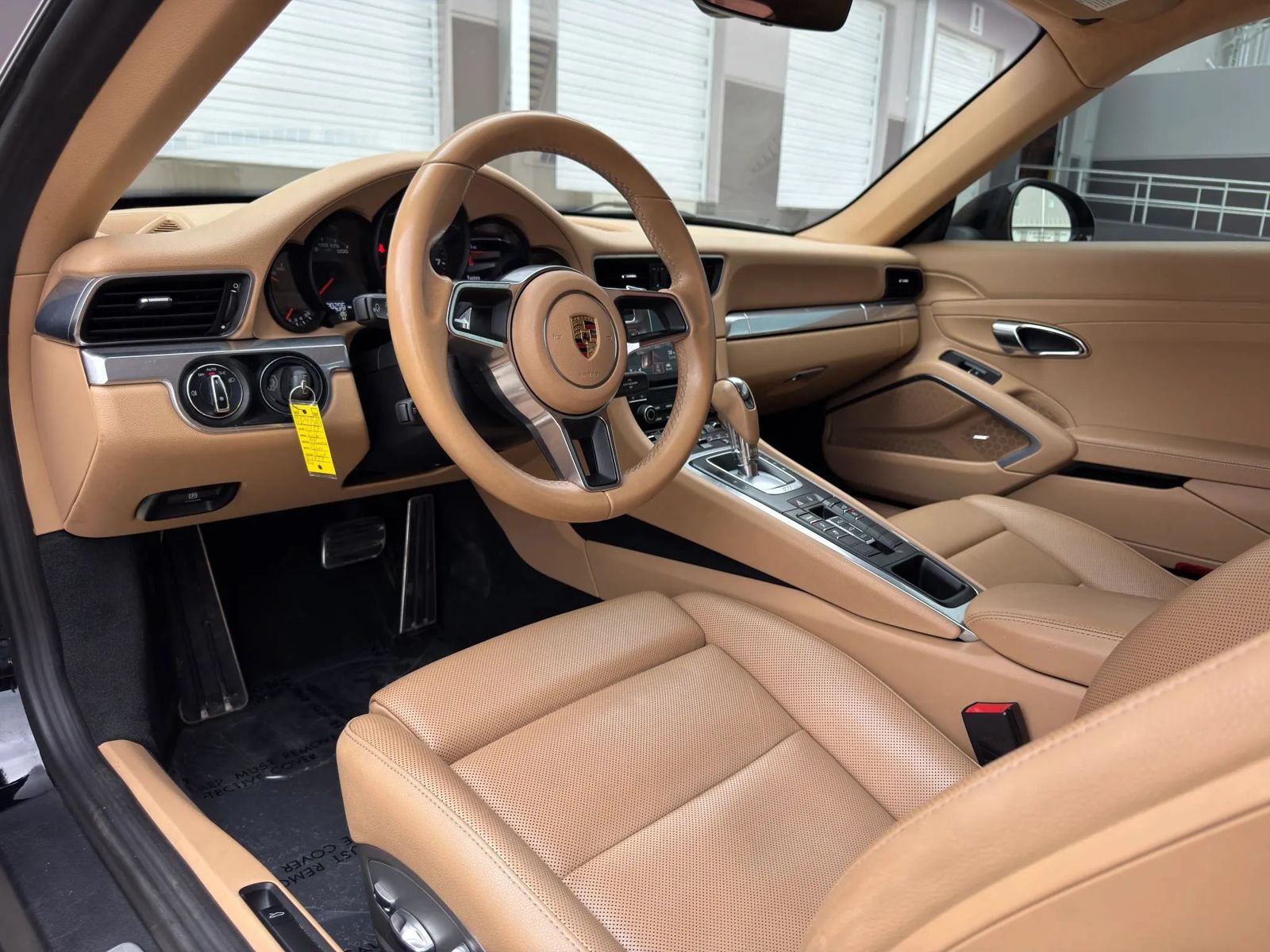 Used 2017 Porsche 911 Carrera RWD image 8