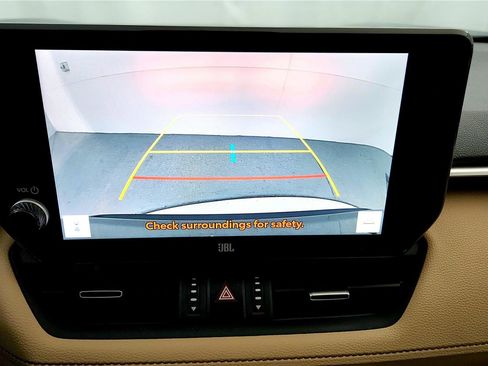 Used 2023 Toyota RAV4 XLE Premium image 32