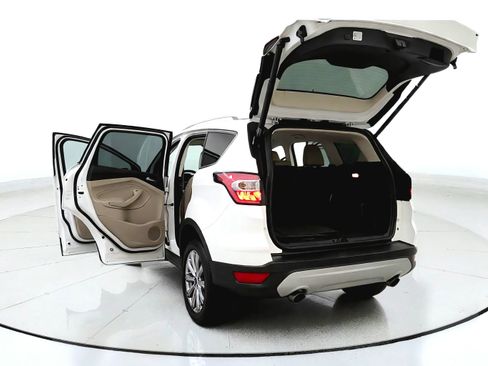 Used 2017 Ford Escape Titanium FWD image 13