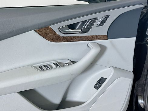 Used 2017 Audi Q7 2.0T Premium AWD/4WD image 15