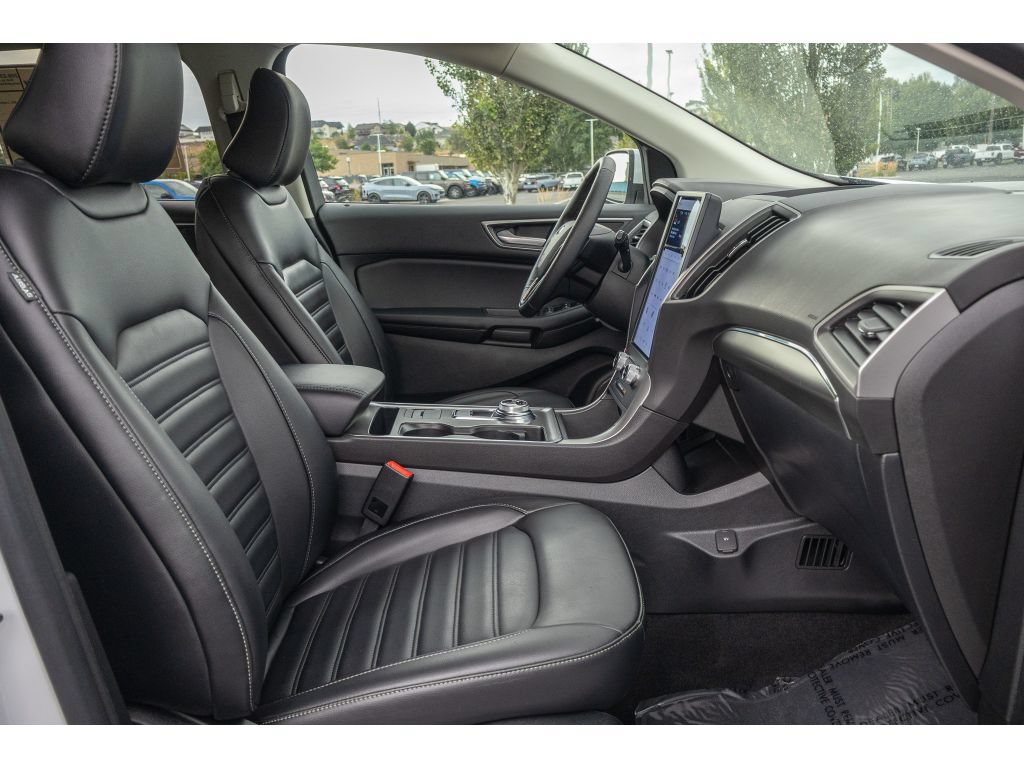 Used 2022 Ford Edge SEL w/ Convenience Package AWD/4WD image 11