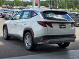 New 2025 Hyundai Tucson SE image 2