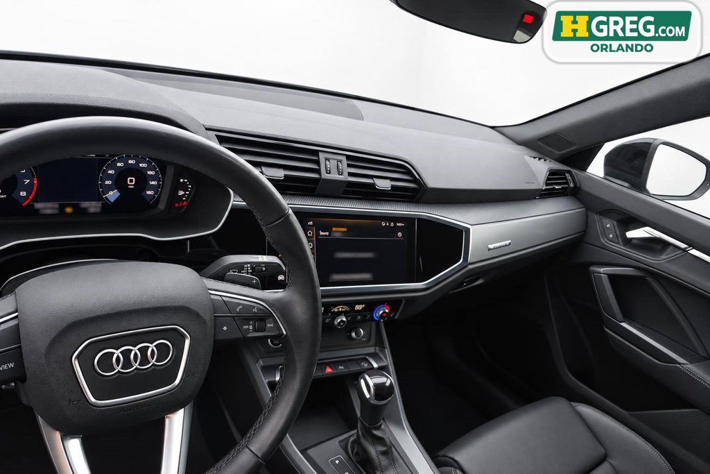 Used 2023 Audi Q3 2.0T Premium w/ Black Optic Sport Package AWD/4WD image 14
